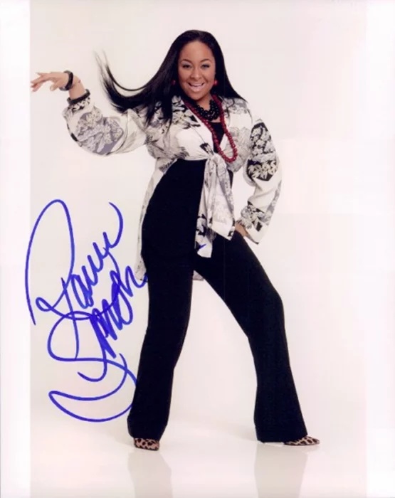 Raven-Symone autograph