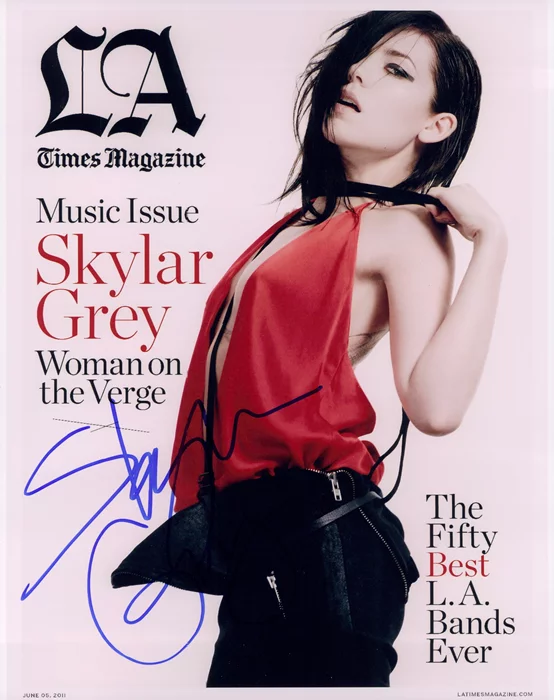 Skylar Grey autograph