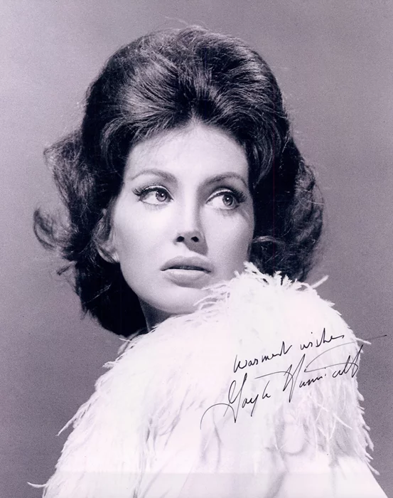 Gayle Hunnicutt autograph