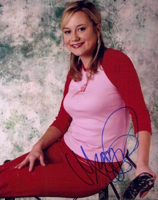 Megyn Price autograph