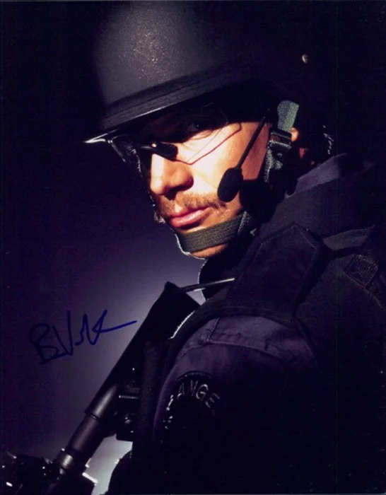 Brian Van Holt autograph