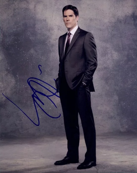 Thomas Gibson autograph