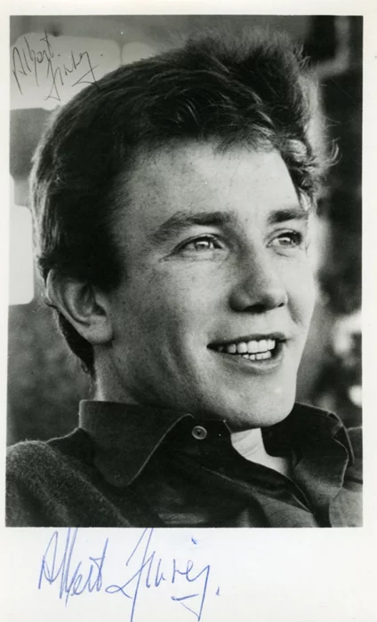 Albert Finney autograph