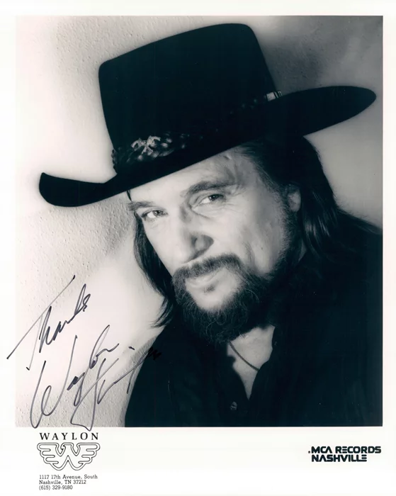 Waylon Jennings autograph