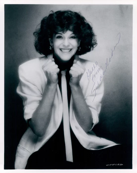 Gilda Radner autograph