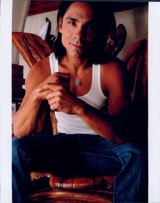 Zahn McClarnon autograph
