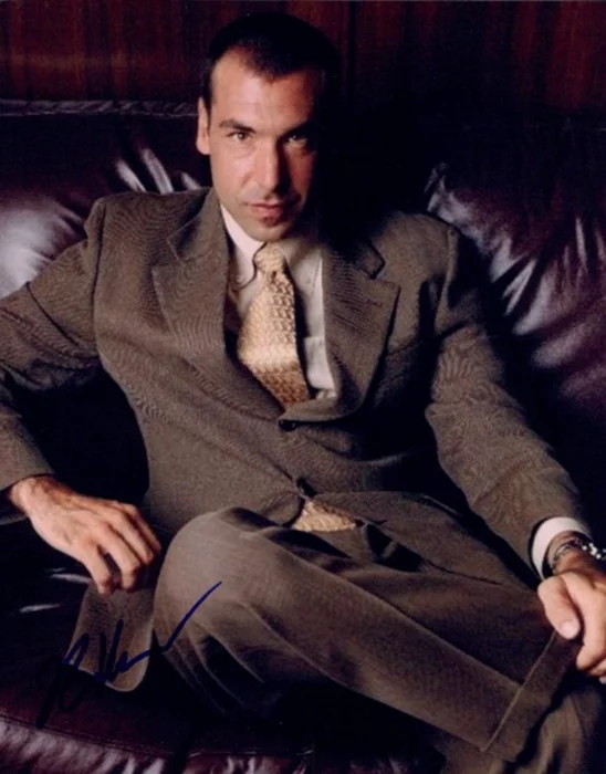 Rick Hoffman autograph