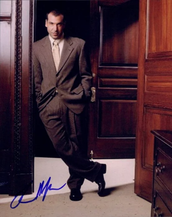 Rick Hoffman autograph