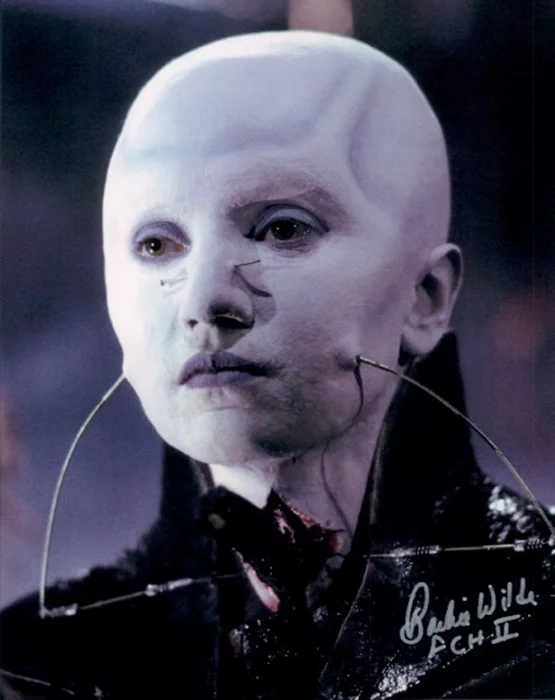 Barbie Wilde autograph