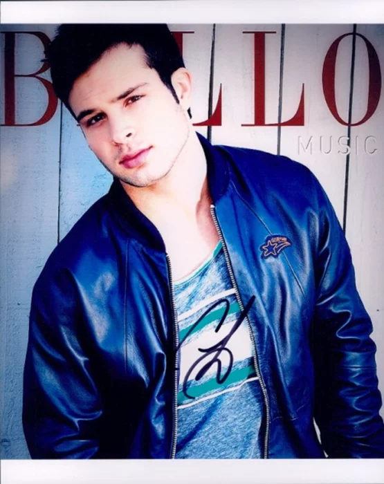 Cody Longo autograph