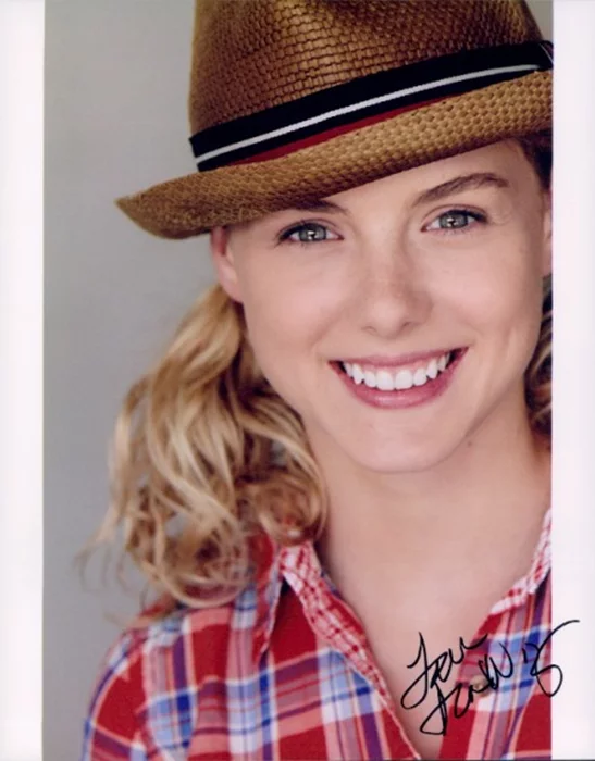 Laura Wiggins autograph