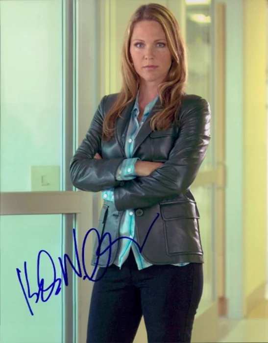 Kelli Williams autograph