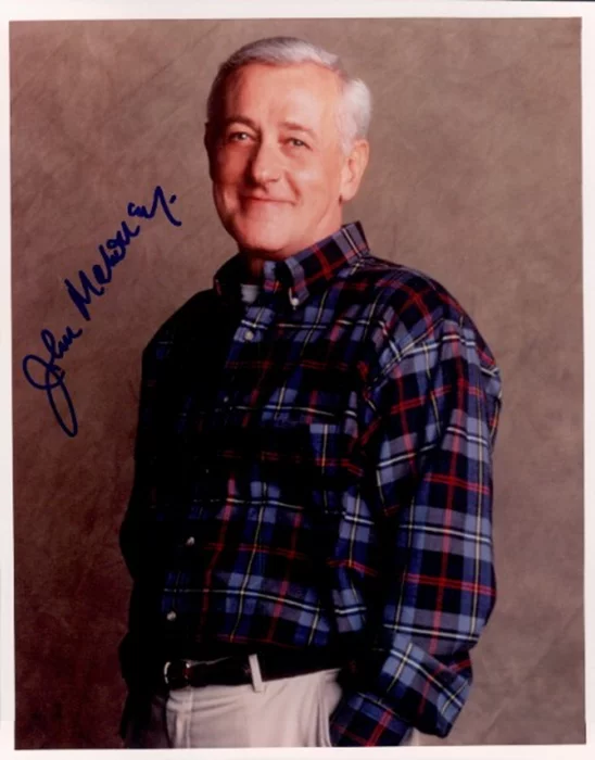John Mahoney autograph