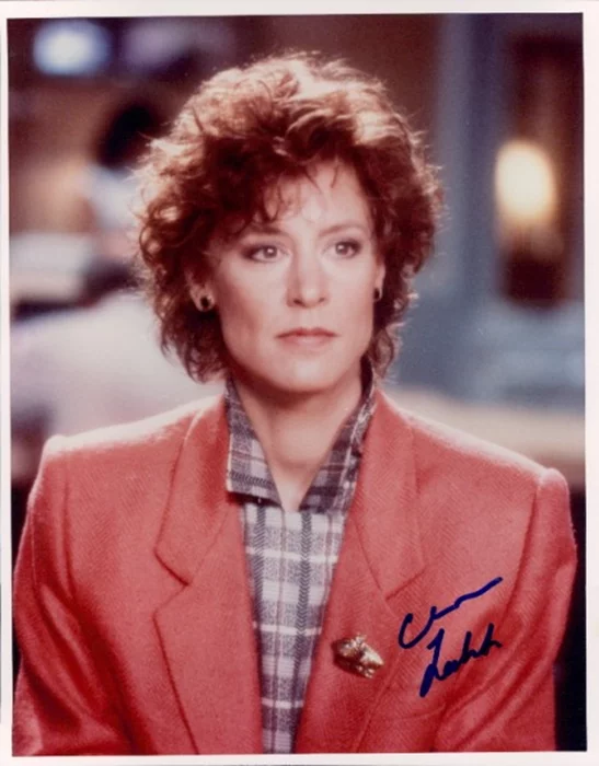 Christine Lahti autograph