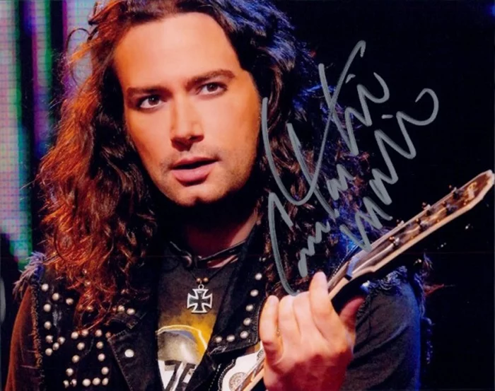 Constantine Maroulis autograph