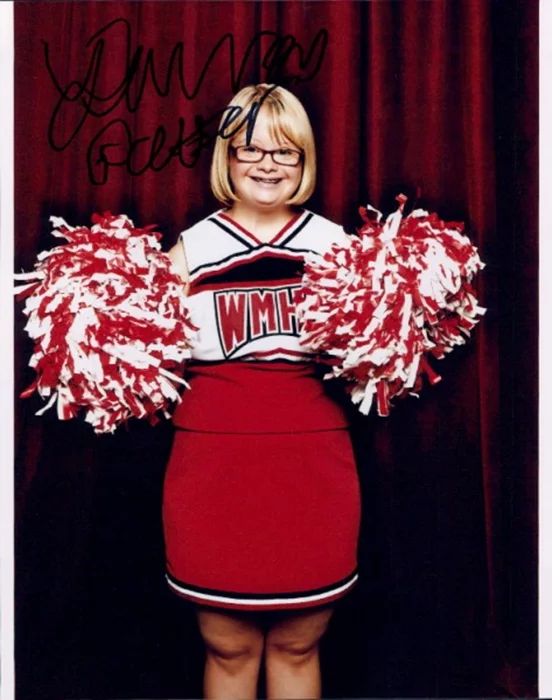 Lauren Potter autograph