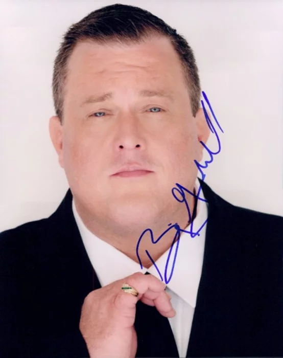 Billy Gardell autograph