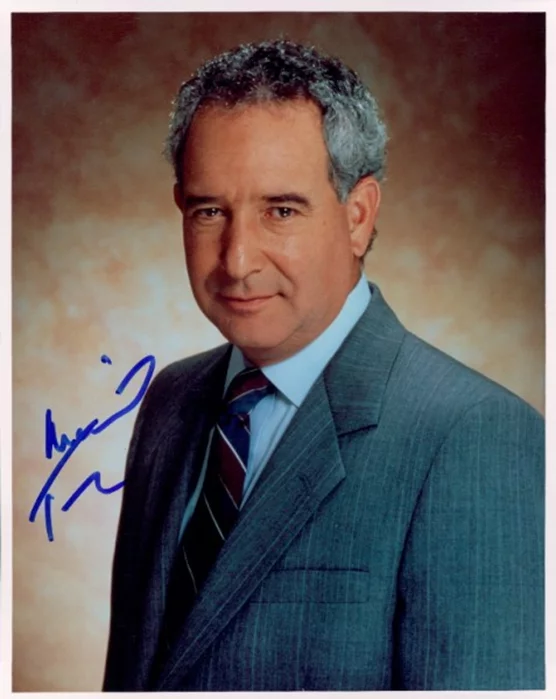 Michael Tucker autograph