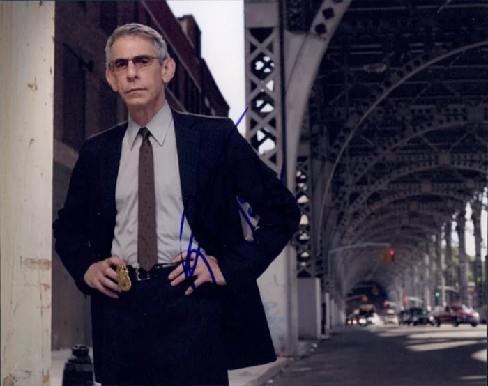 Richard Belzer autograph