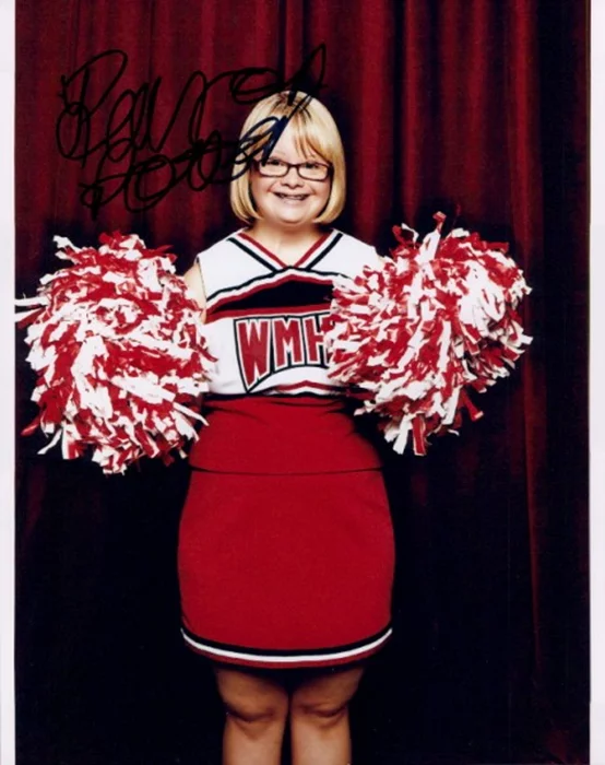 Lauren Potter autograph