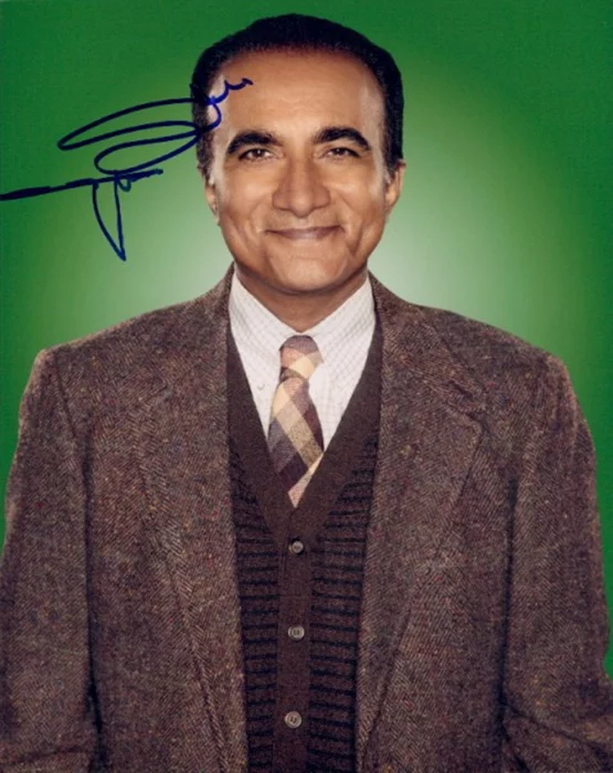 Iqbal Theba autograph