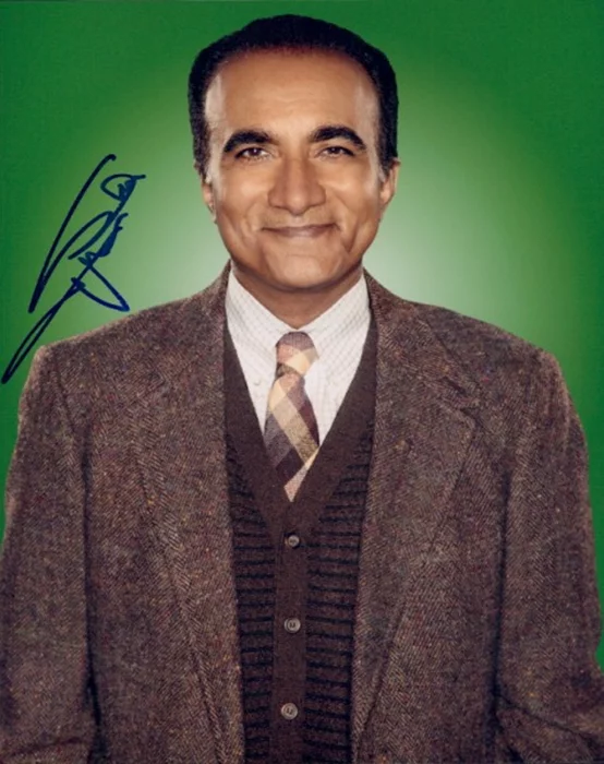 Iqbal Theba autograph
