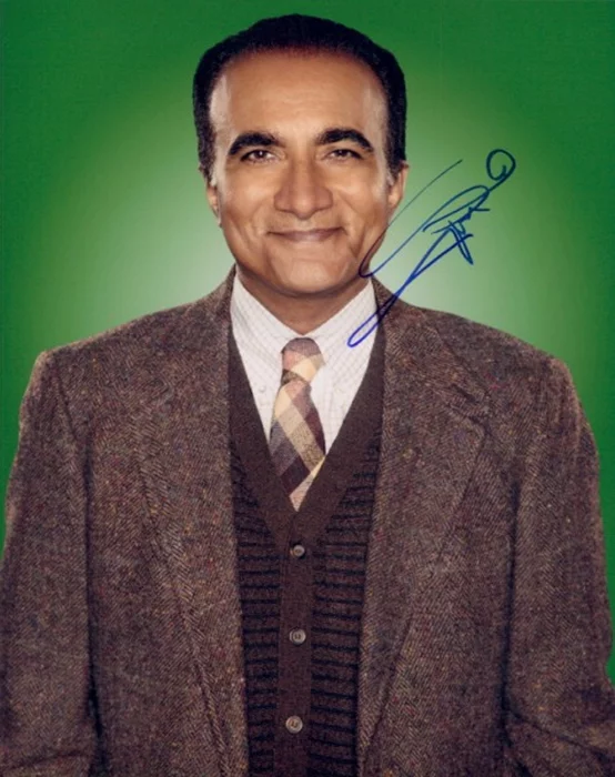 Iqbal Theba autograph