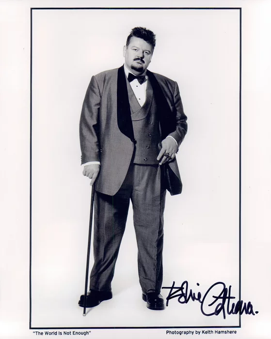 Robbie Coltrane autograph