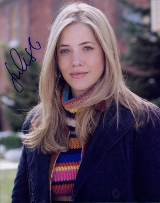 Julie Gonzalo autograph