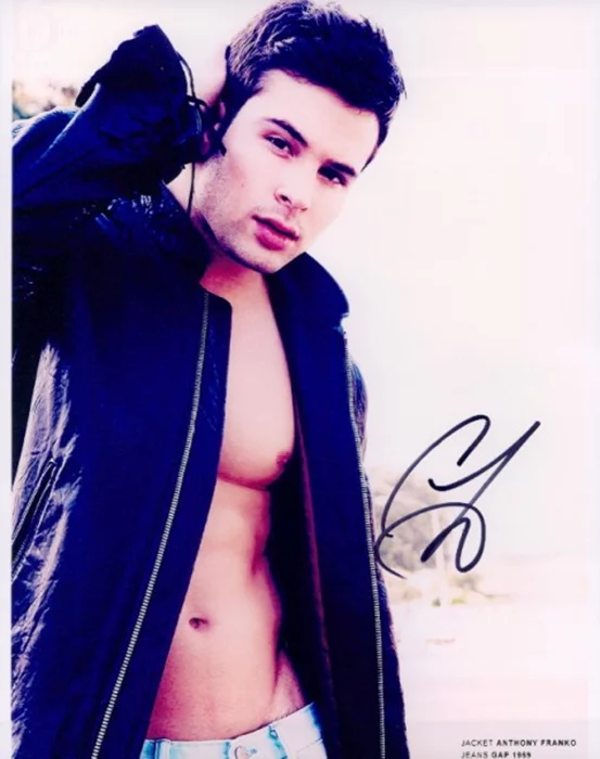 Cody Longo autograph