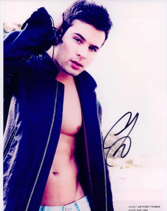 Cody Longo autograph