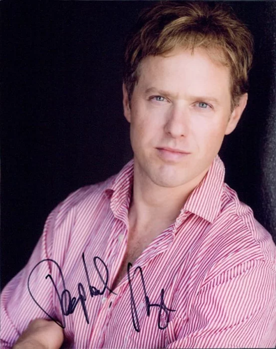 Raphael  Sbarge autograph