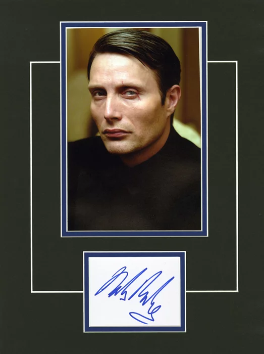Mads Mikkelsen autograph