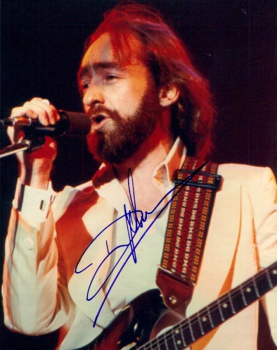 Dave Mason autograph