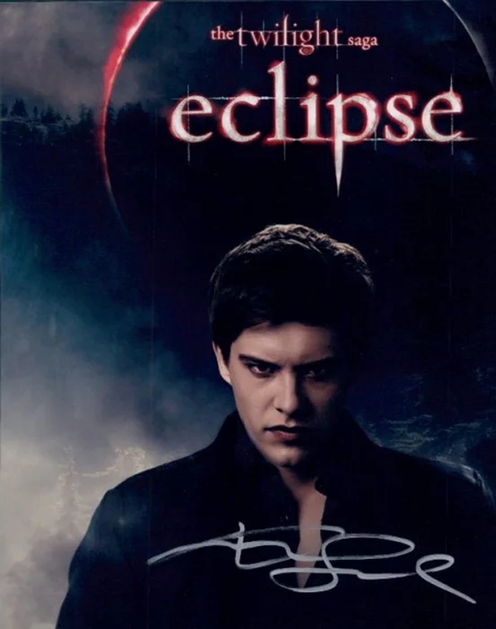 Xavier Samuel autograph