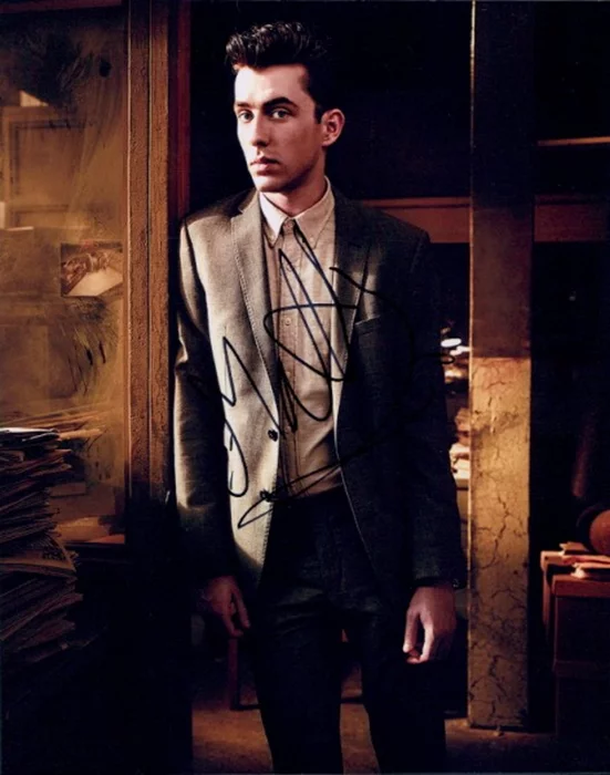 Matthew Beard autograph