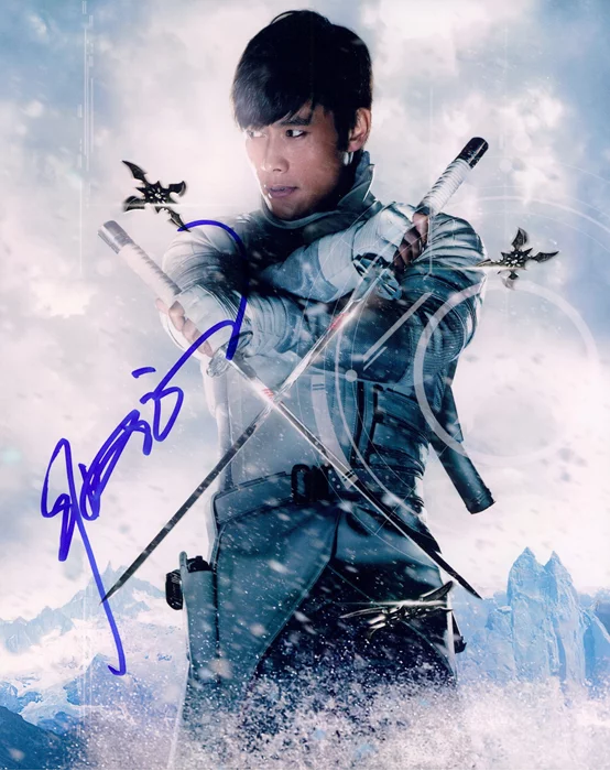 Byung-Hun Lee autograph