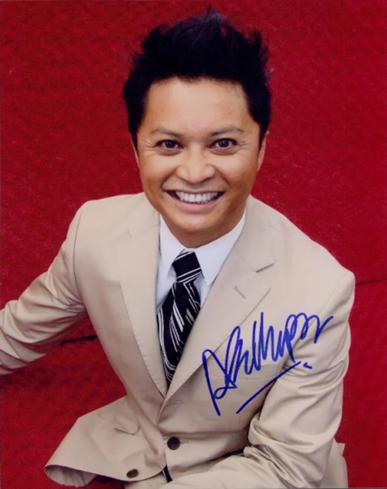 Alec Mapa autograph