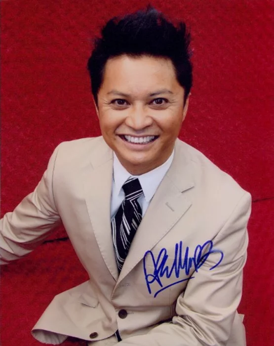 Alec Mapa autograph