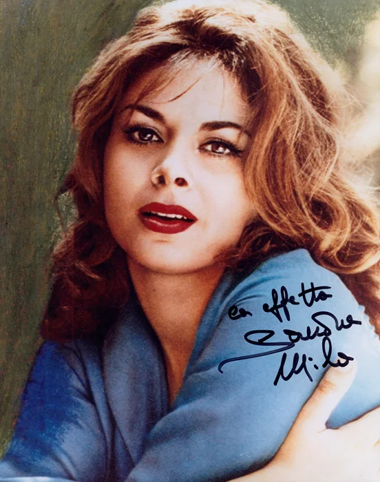 Sandra Milo autograph