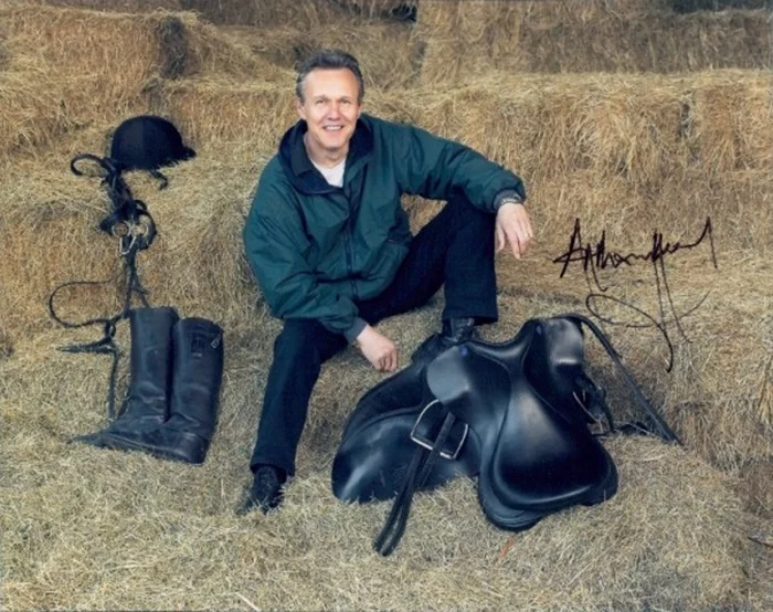 Anthony Head autograph