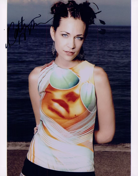 Kathleen Munroe autograph
