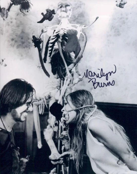 Marilyn Burns autograph