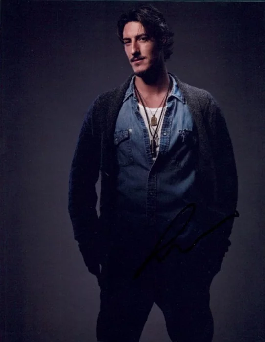 Eric Balfour autograph