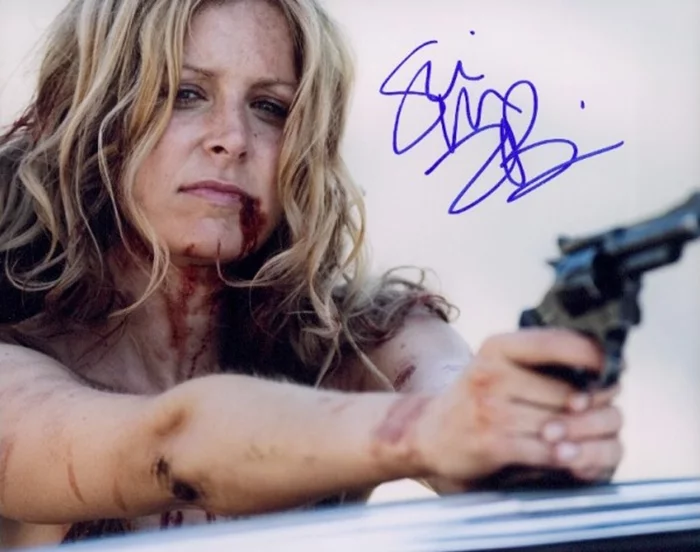 Sheri Moon Zombie autograph