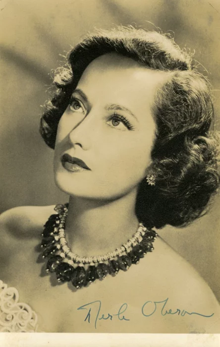 Merle Oberon autograph