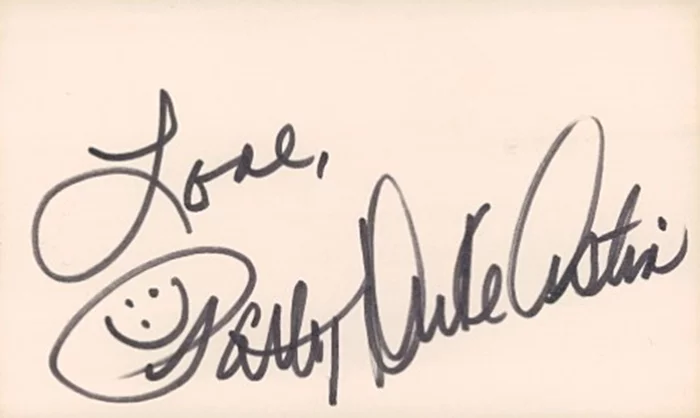 Patty Duke Astin autograph
