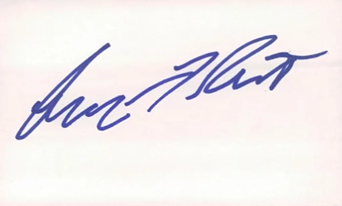 Larry Flynt autograph