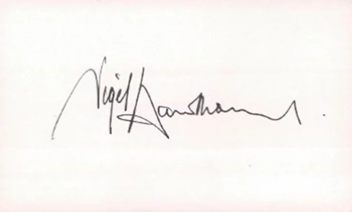 Nigel Hawthorne autograph