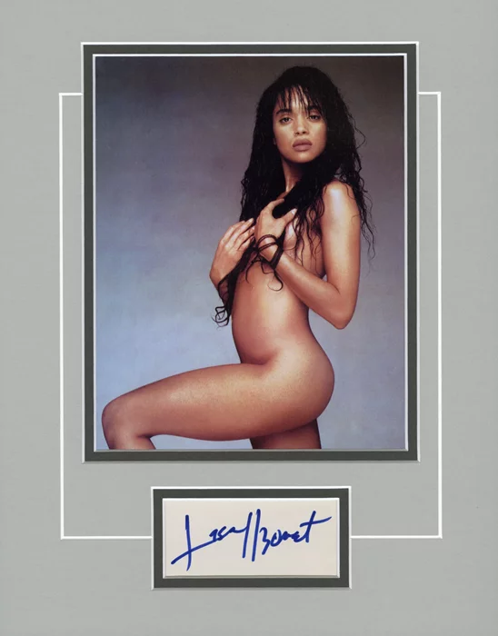 Lisa Bonet autograph